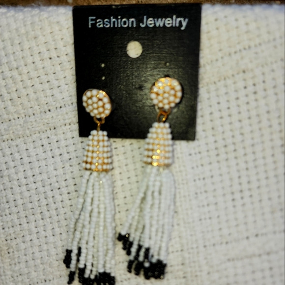 White Deco style Beaded Boho  earrings NWT - Picture 1 of 4